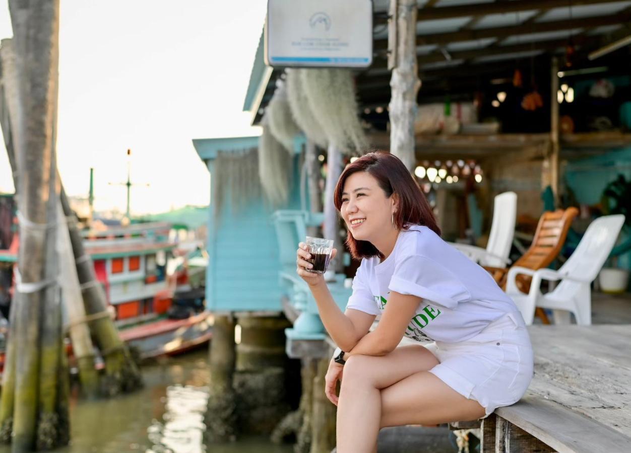 Rub Lom Chom Klong Homestay Chumphon Buitenkant foto